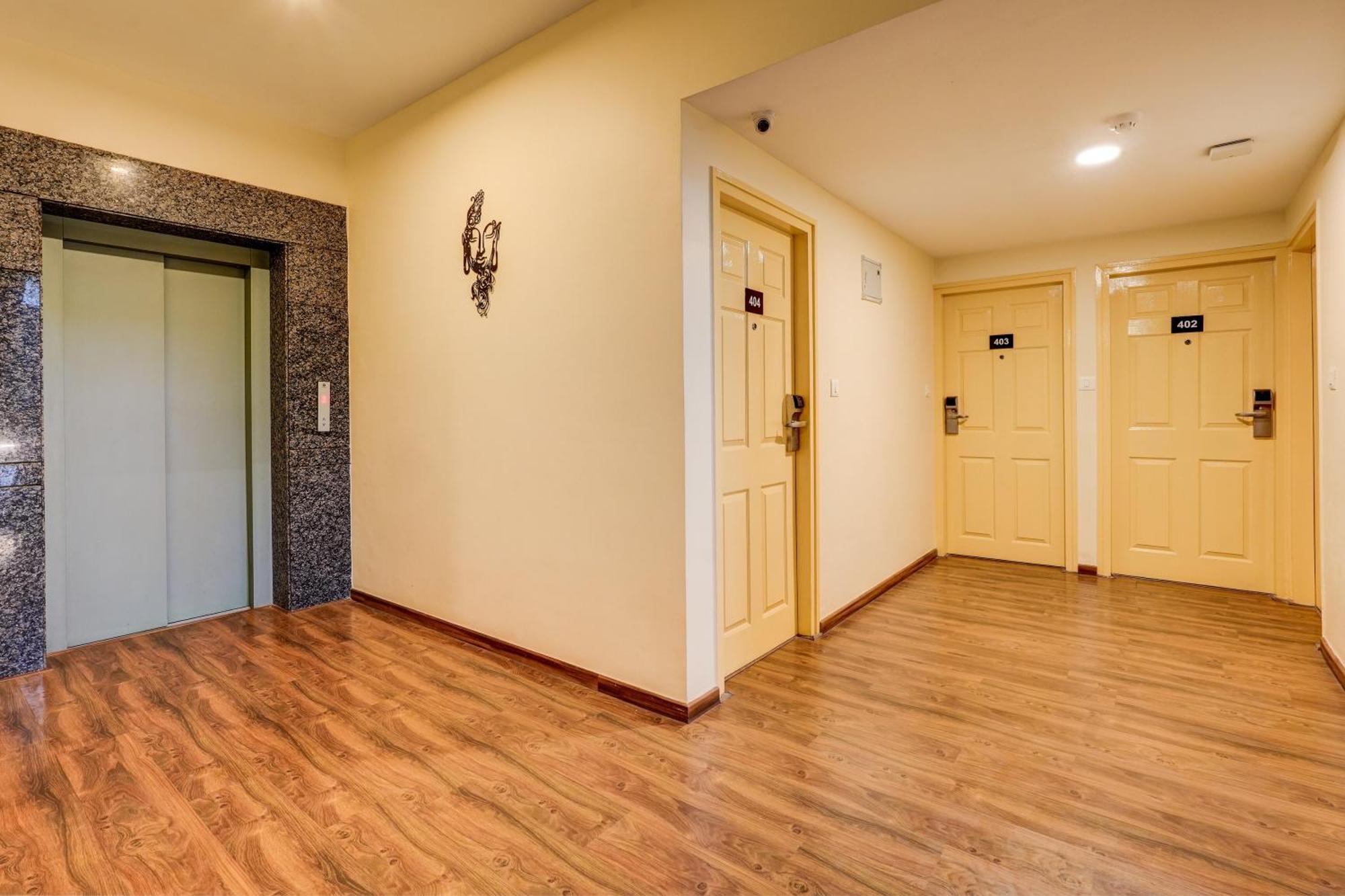 Townhouse 076 Hebbal 호텔 벵갈루루 외부 사진