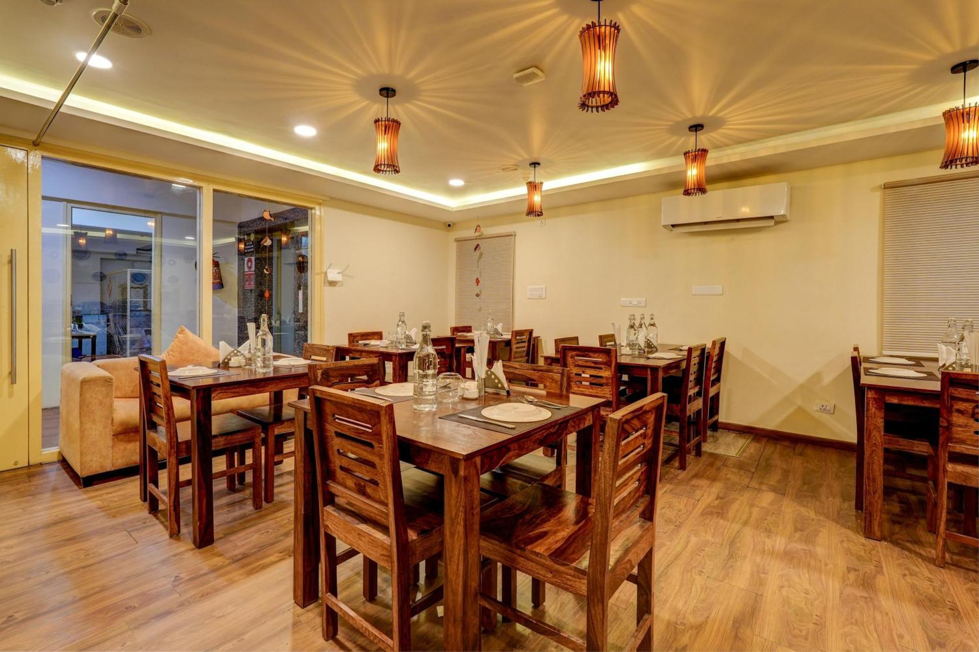 Townhouse 076 Hebbal 호텔 벵갈루루 외부 사진